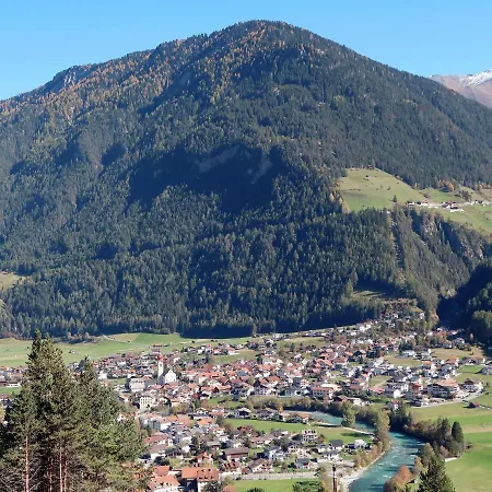 Raetia Ii By Interhome Lägenhet Pfunds