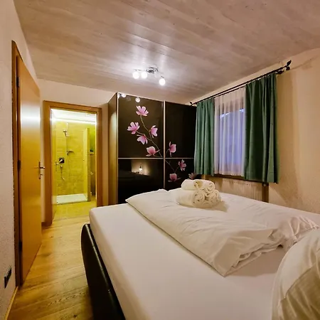 Raetia Ii By Interhome Apartament *