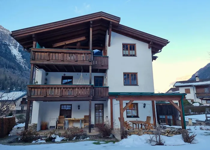 Raetia Ii By Interhome شقة *